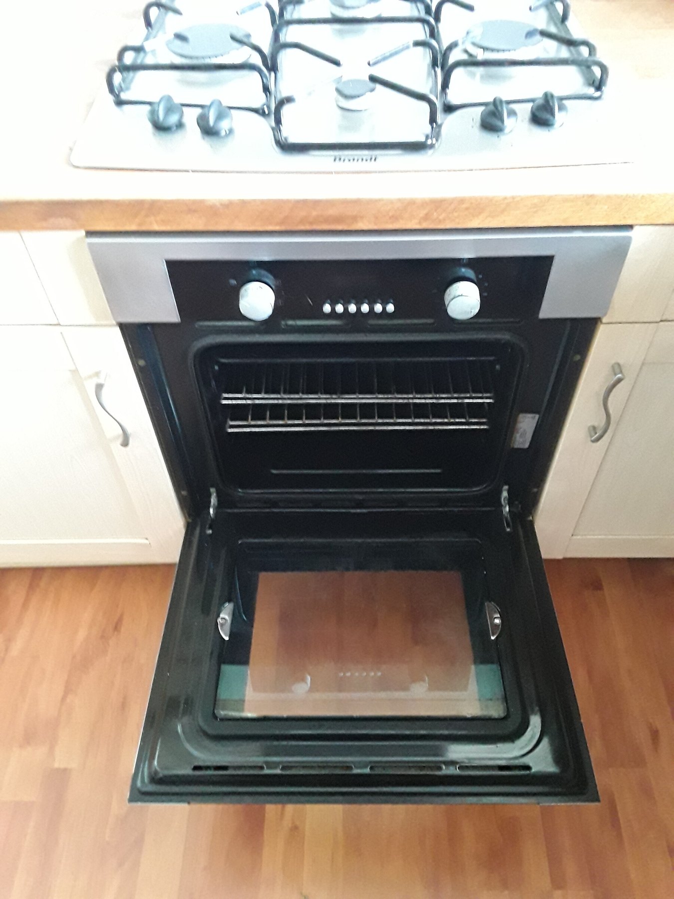 Oven after genuine GrimeBreakers cleaning